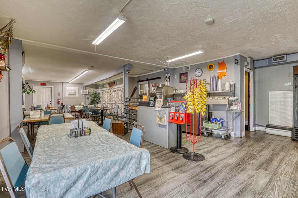 Photo #5: 2123 Highway 70n 