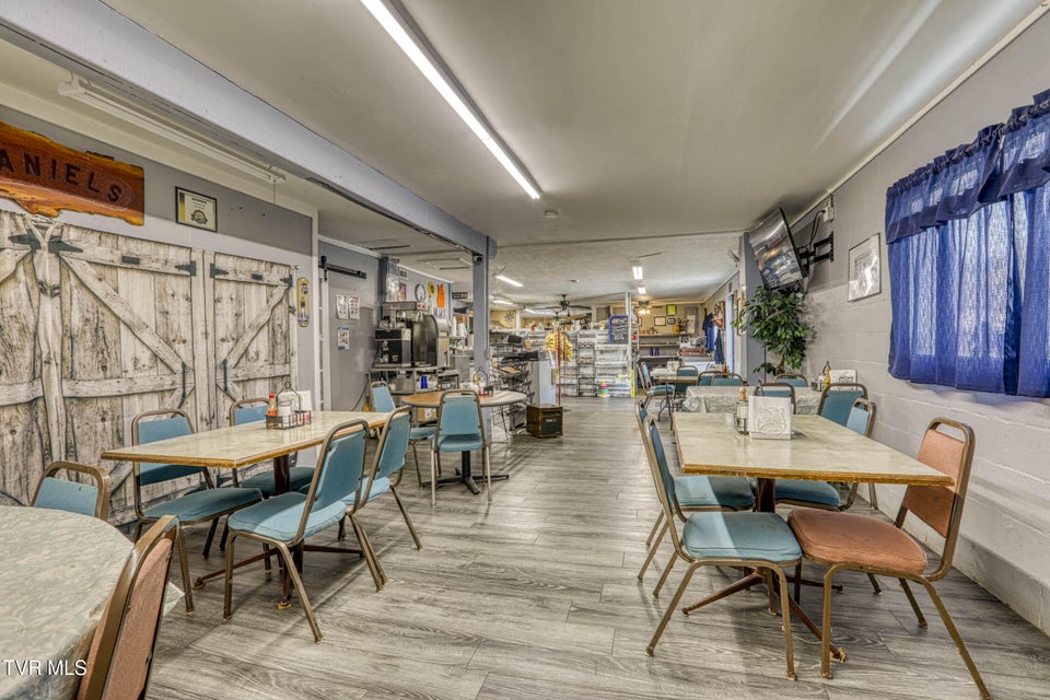 Photo #9: 2123 Highway 70n 