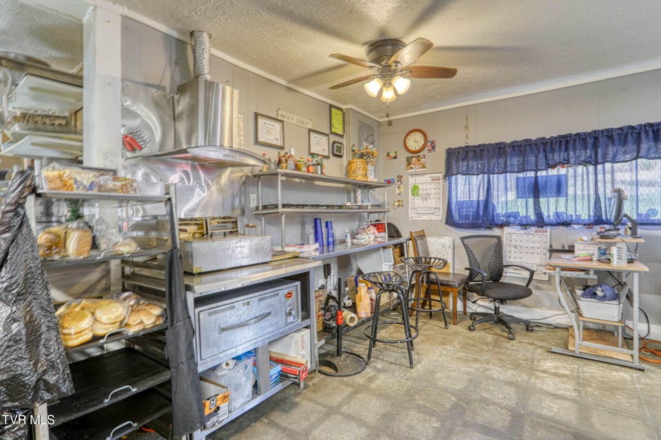 Photo #22: 2123 Highway 70n 