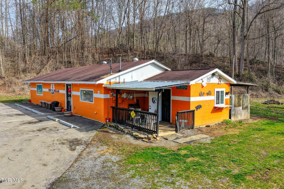 Photo #28: 2123 Highway 70n 