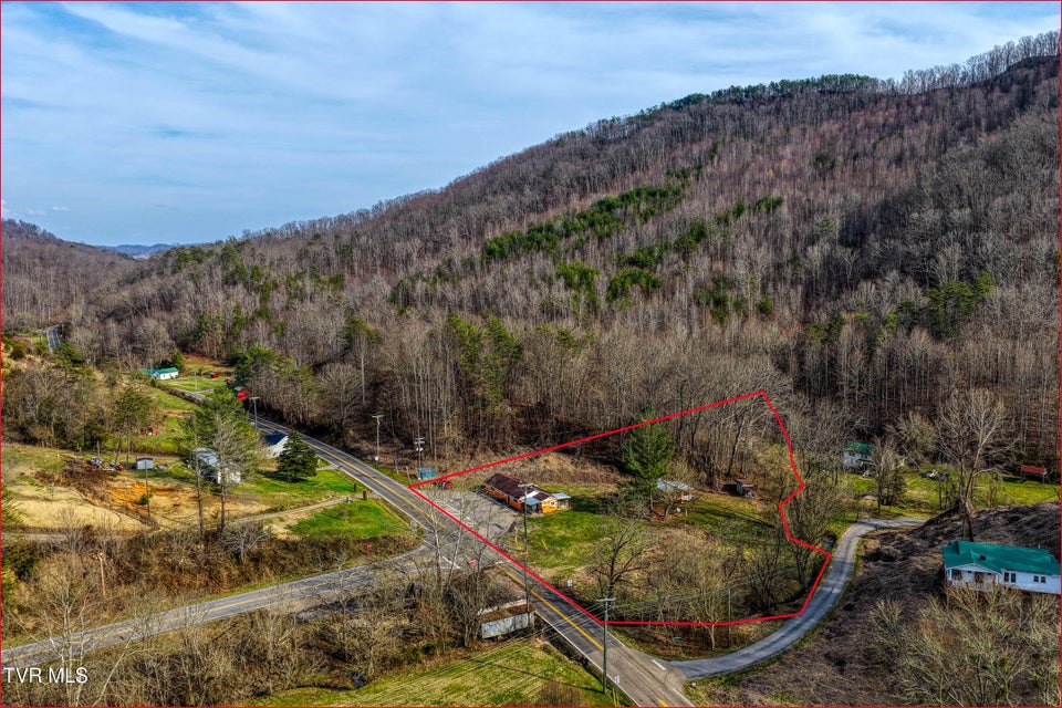 Photo #45: 2123 Highway 70n 