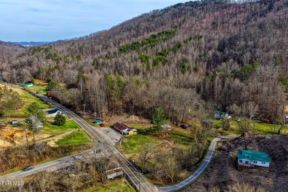 Photo #48: 2123 Highway 70n 