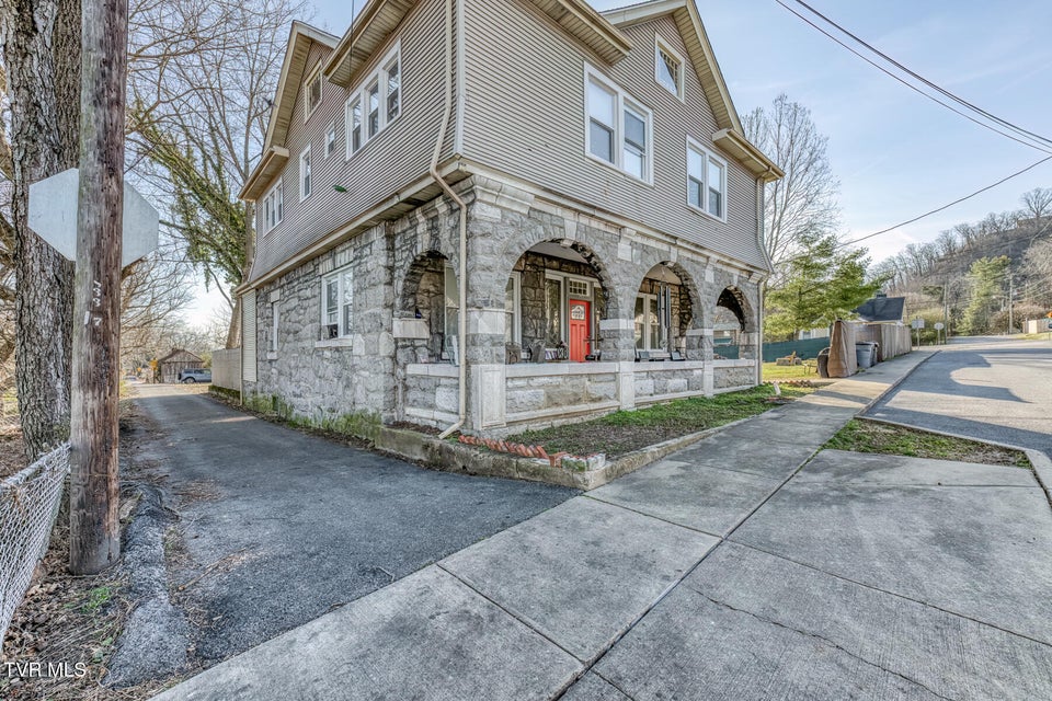 Photo #6: 311 12th Street