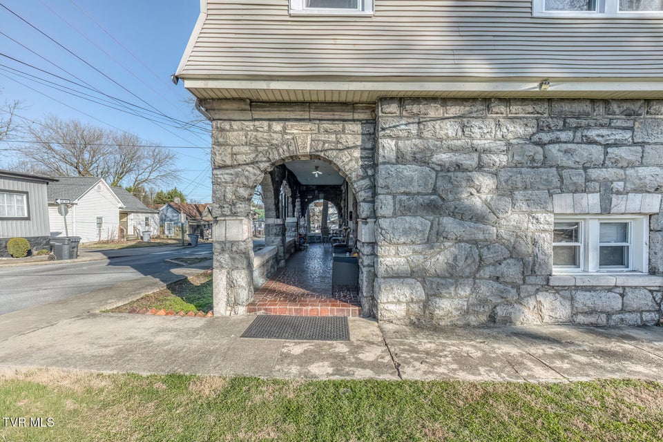 Photo #9: 311 12th Street