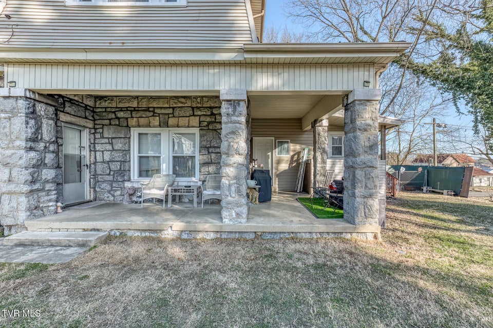 Photo #15: 311 12th Street