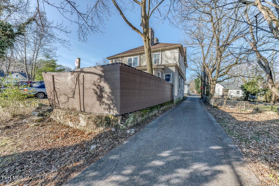 Photo #18: 311 12th Street