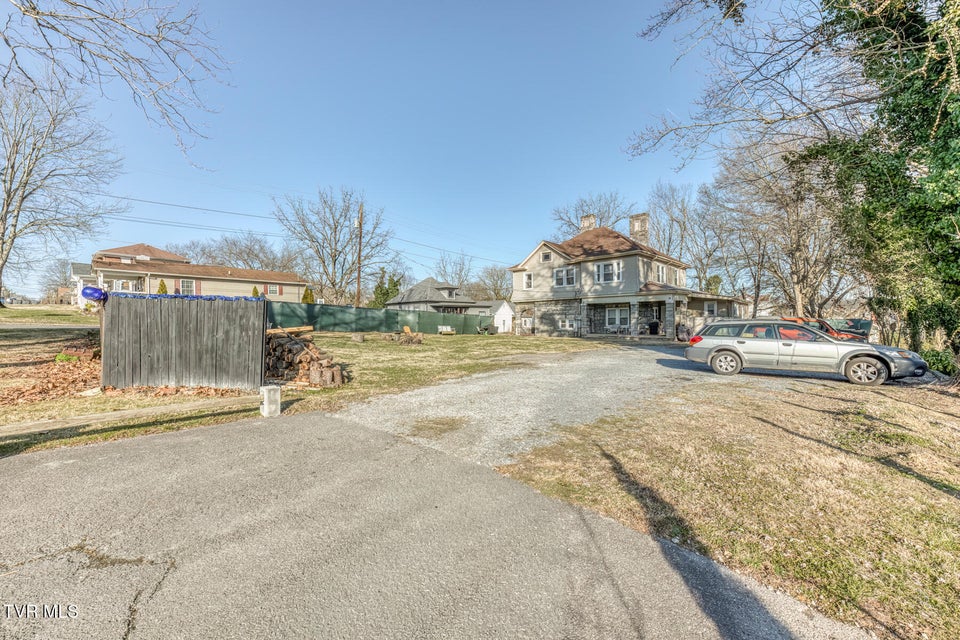 Photo #23: 311 12th Street