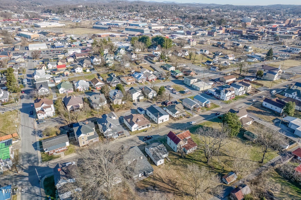 Photo #29: 311 12th Street