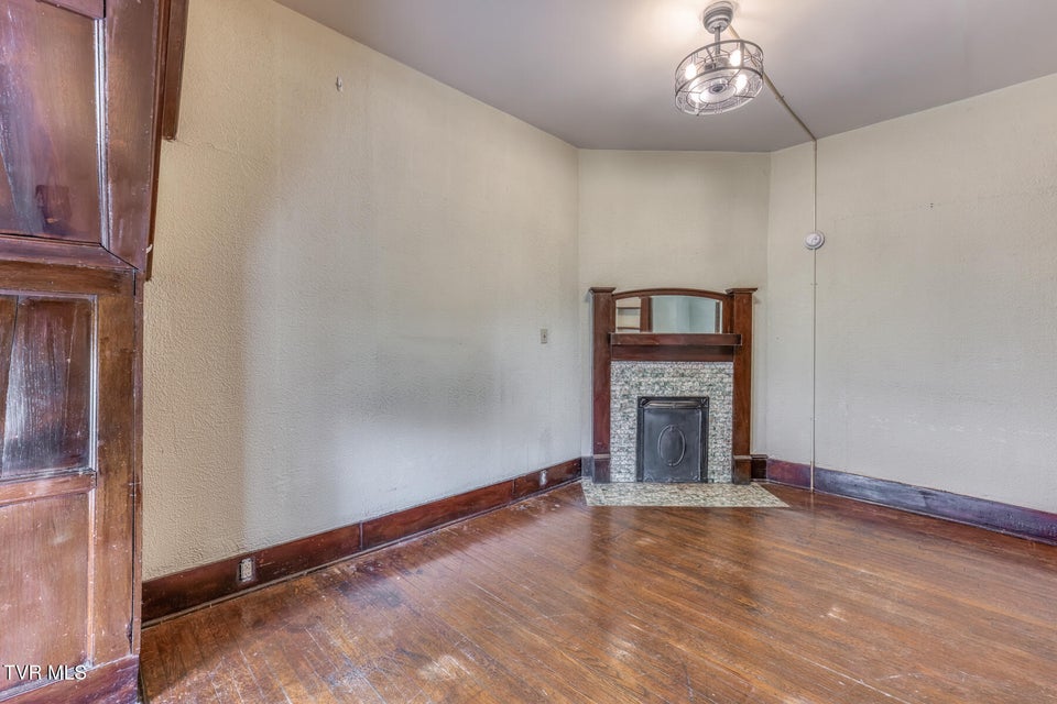 Photo #51: 311 12th Street