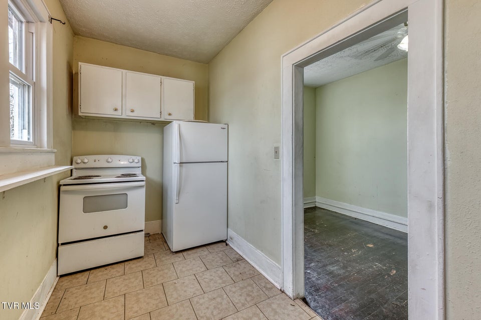 Photo #55: 311 12th Street