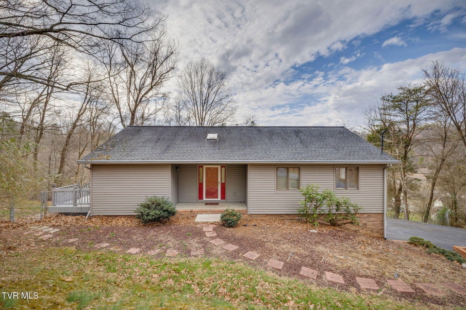 Photo #3: 400 Wimberly Place