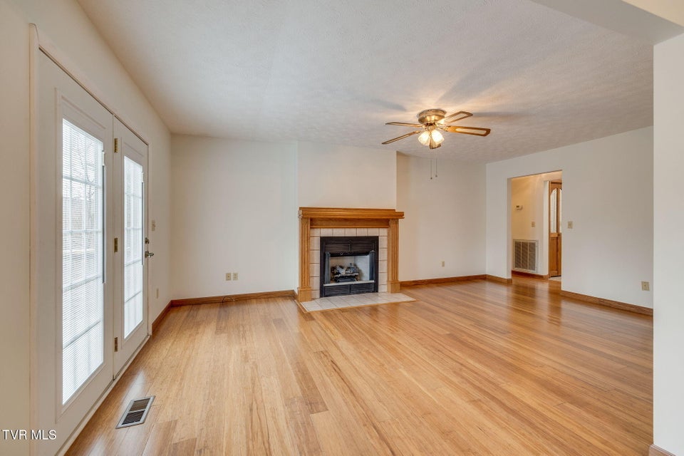 Photo #9: 400 Wimberly Place