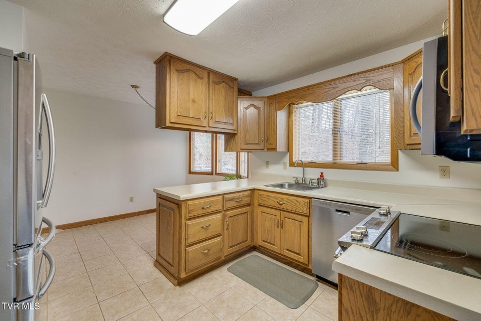 Photo #13: 400 Wimberly Place