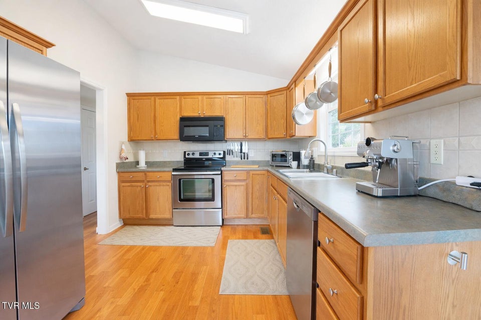 Photo #7: 507 Emma Grace Drive