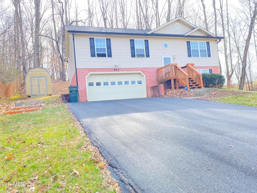 Photo #2: 507 Emma Grace Drive