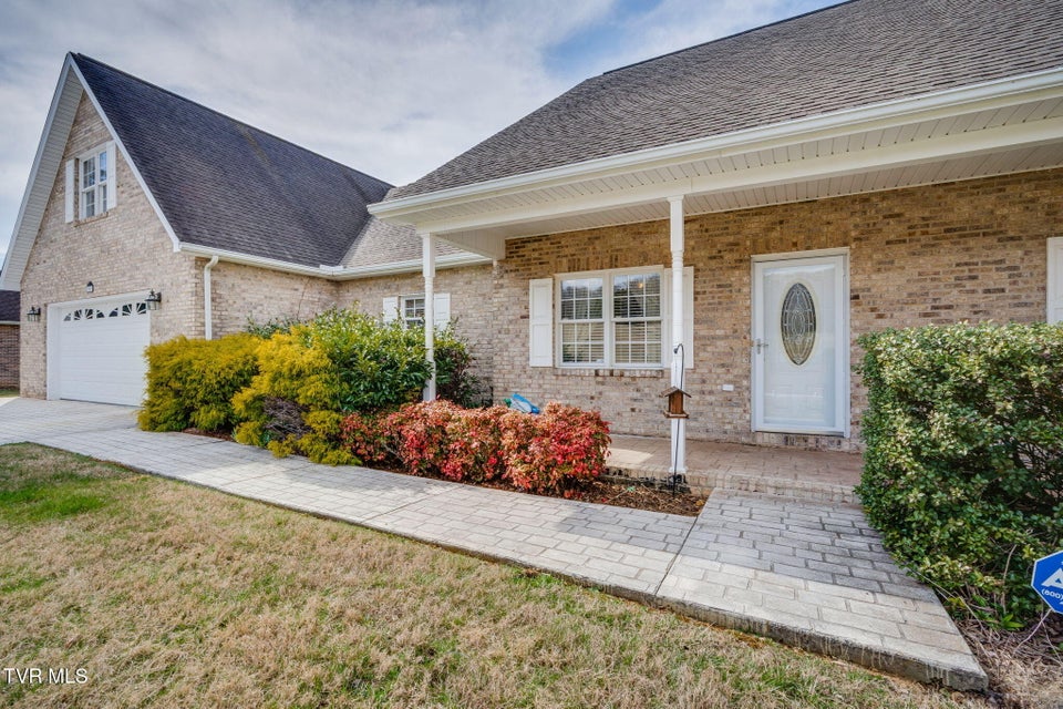 Photo #4: 381 Boonesboro Road