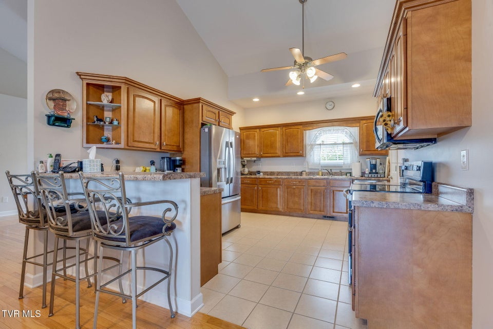 Photo #13: 381 Boonesboro Road