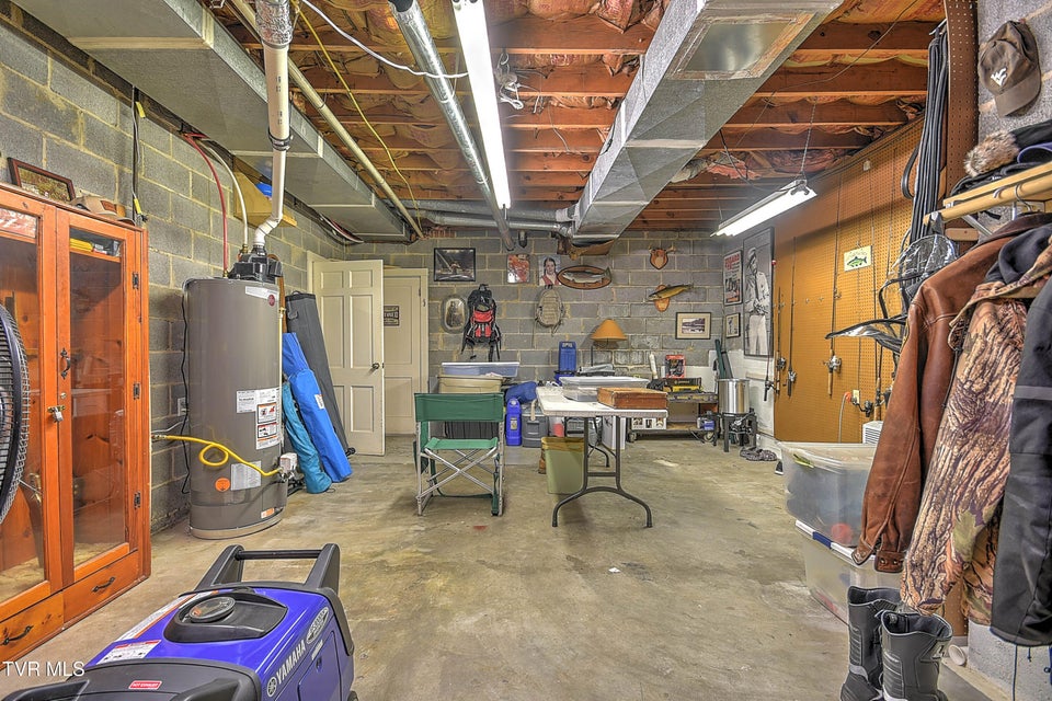 Photo #45: 2041 Edgemont Avenue