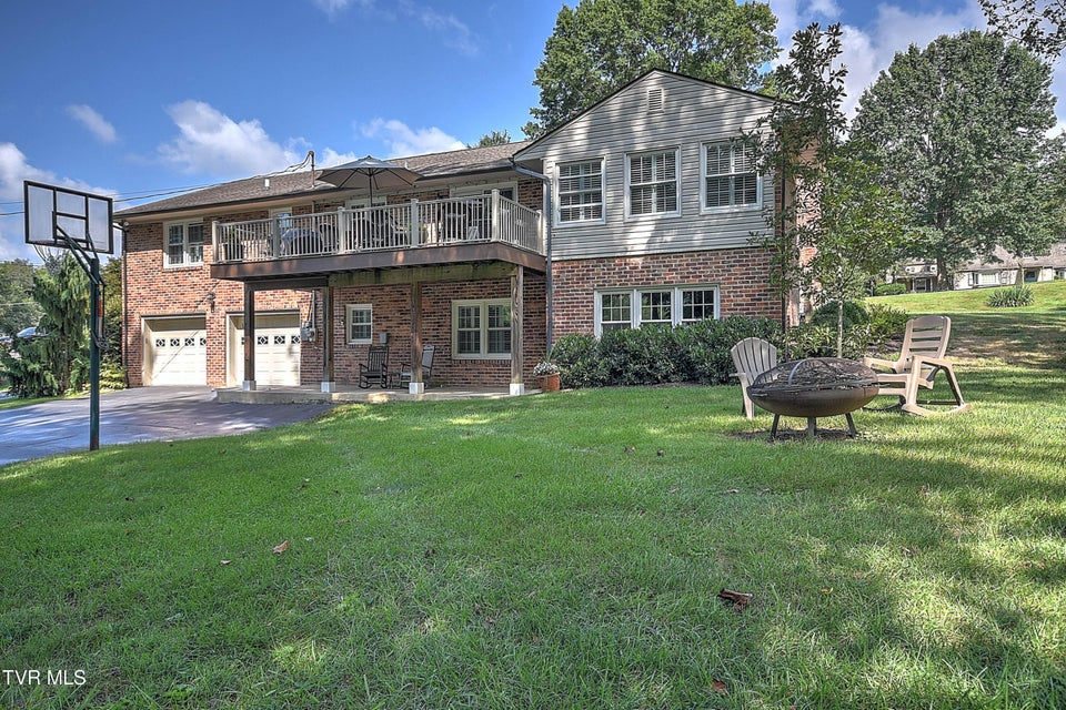 Photo #50: 2041 Edgemont Avenue