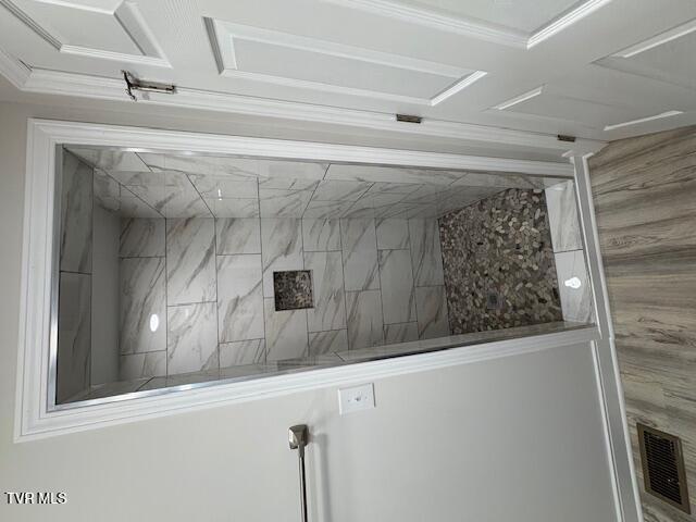 Photo #54: 2496 Siam Road