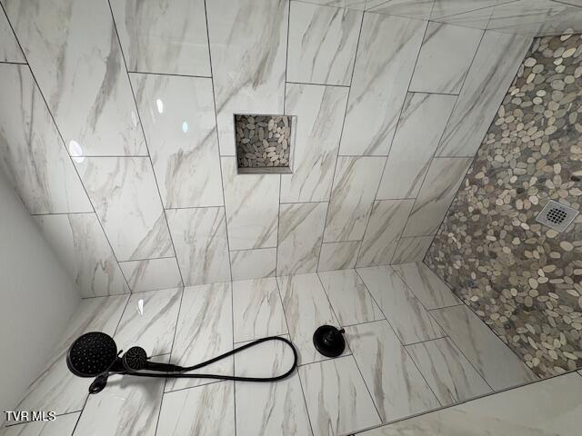 Photo #55: 2496 Siam Road