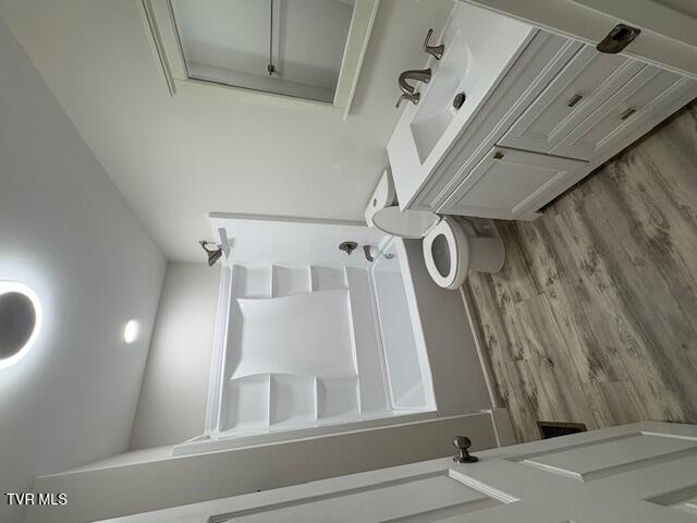 Photo #62: 2496 Siam Road