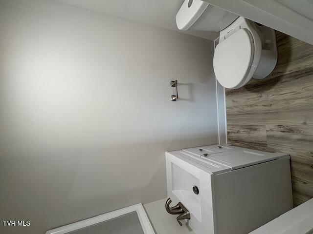 Photo #70: 2496 Siam Road