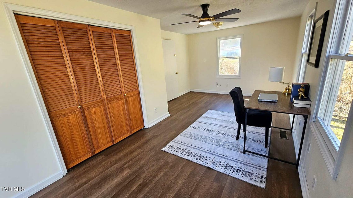 Photo #31: 2053 Alto Street