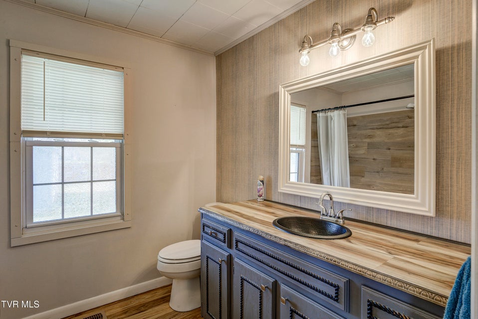 Photo #9: 121 Smith Avenue