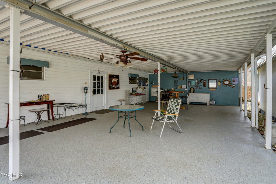 Photo #34: 121 Smith Avenue