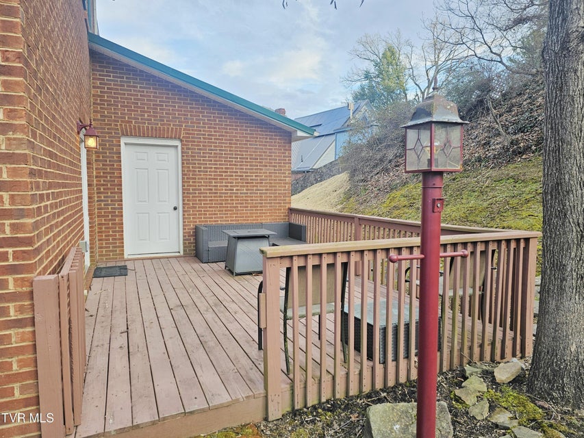 Photo #3: 700 A The Terrace Street