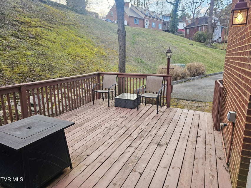 Photo #4: 700 A The Terrace Street