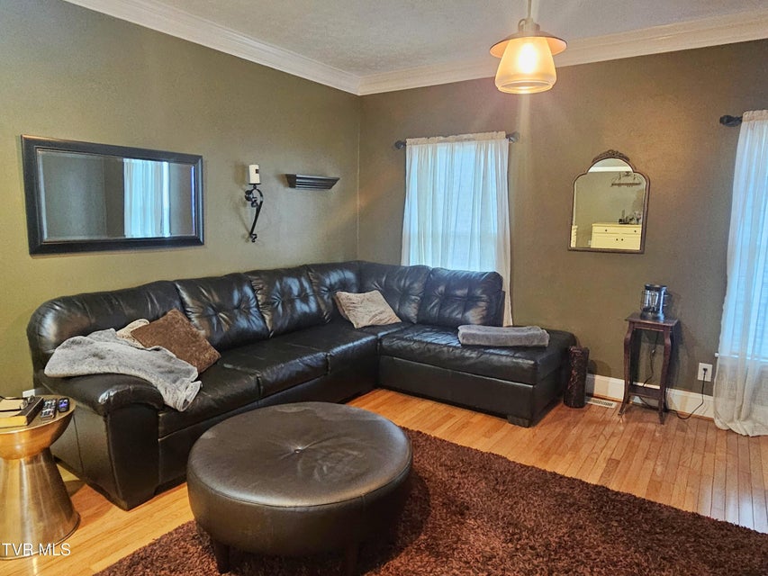 Photo #8: 700 A The Terrace Street