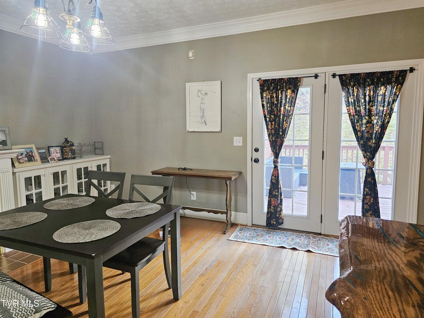 Photo #16: 700 A The Terrace Street