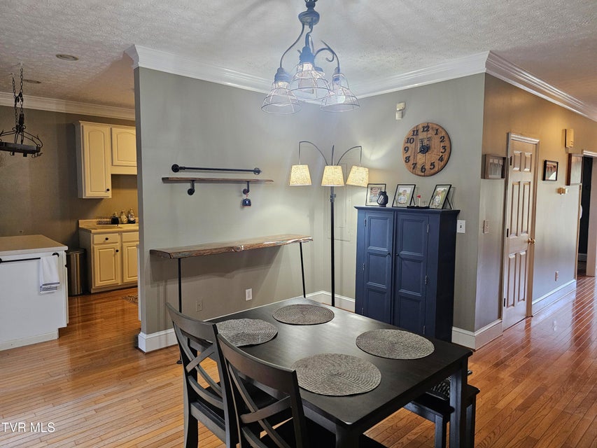 Photo #19: 700 A The Terrace Street