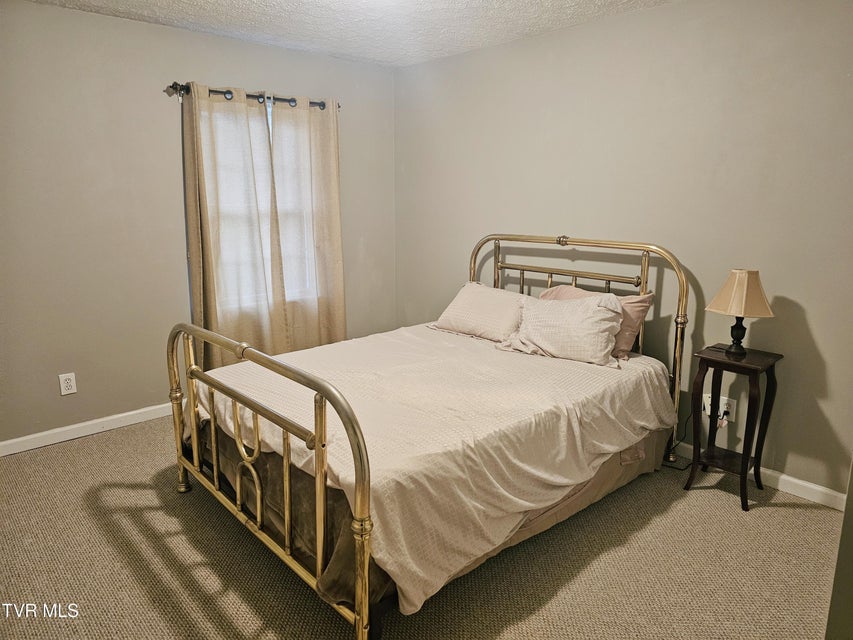 Photo #32: 700 A The Terrace Street