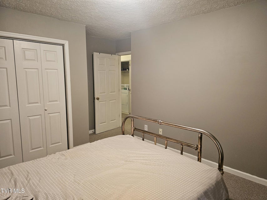 Photo #34: 700 A The Terrace Street