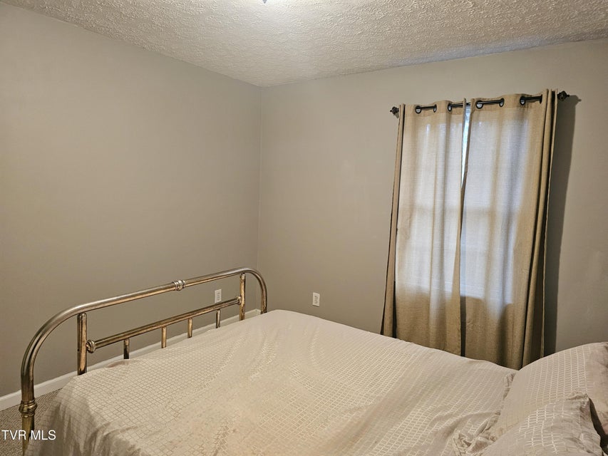 Photo #35: 700 A The Terrace Street