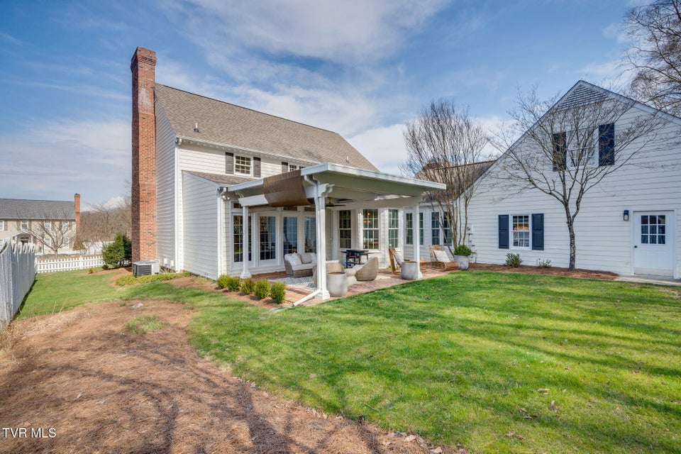 Photo #46: 10 Pendleton Place