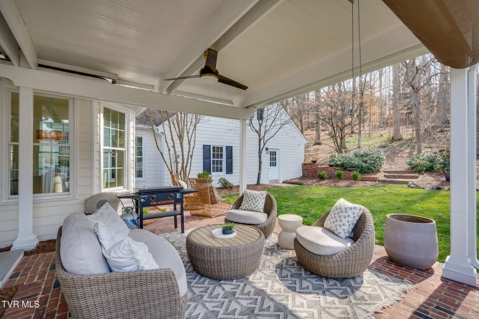 Photo #49: 10 Pendleton Place