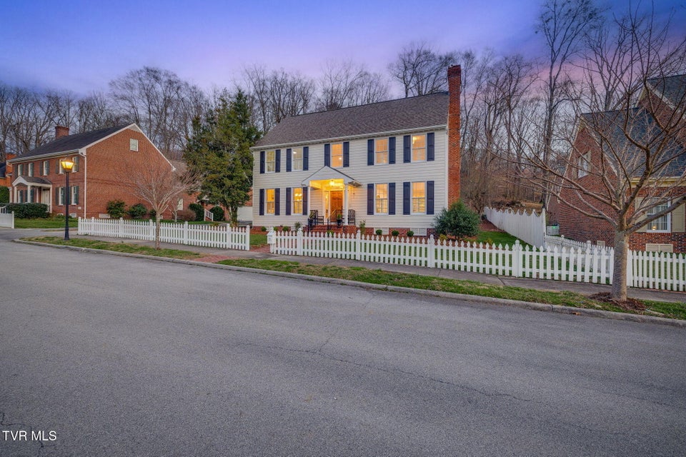 Photo #58: 10 Pendleton Place