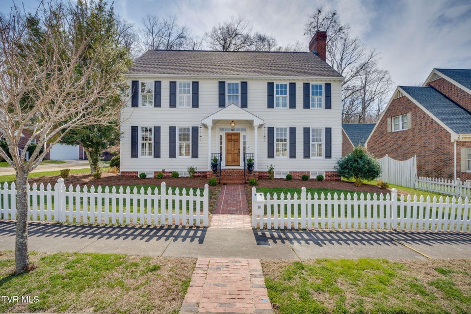 Photo #60: 10 Pendleton Place