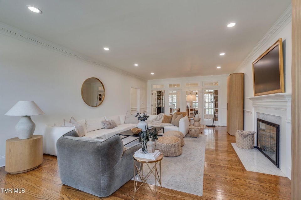 Photo #8: 10 Pendleton Place