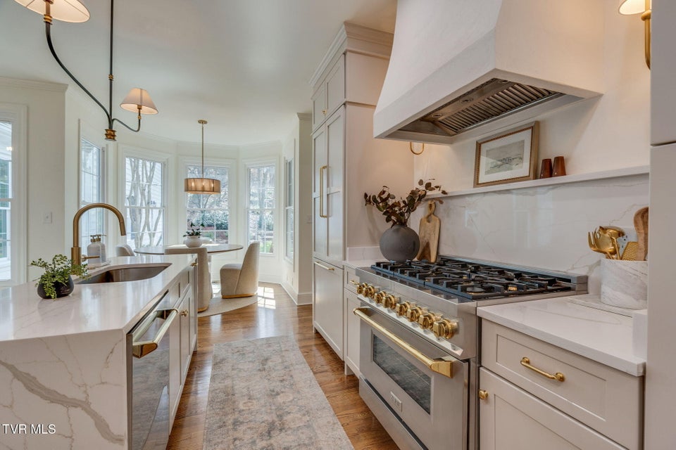 Photo #13: 10 Pendleton Place