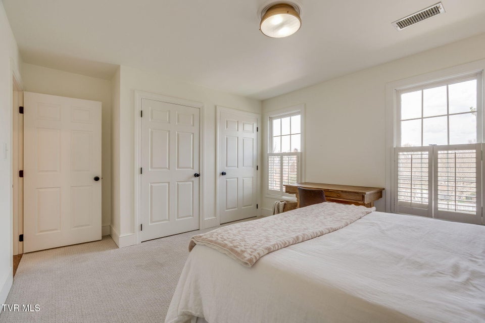 Photo #30: 10 Pendleton Place