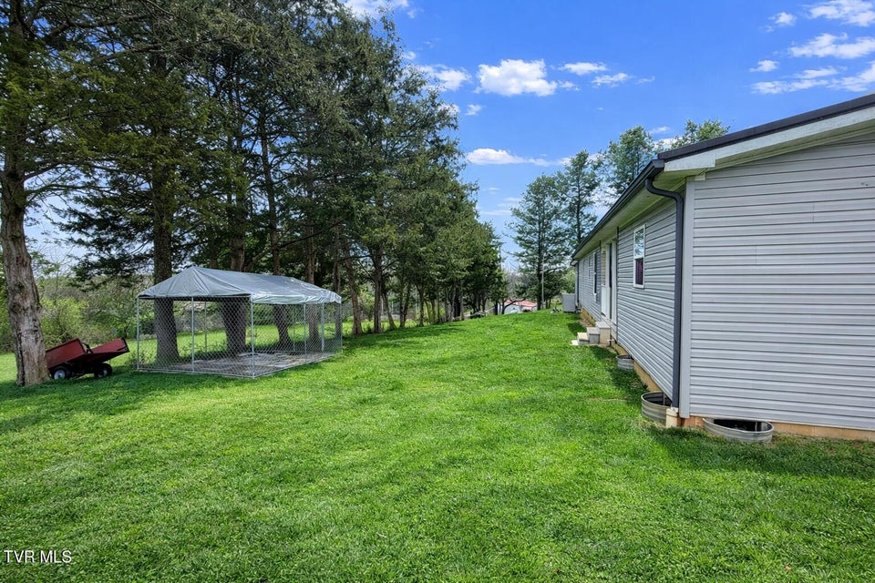 Photo #30: 10 Unaka Drive