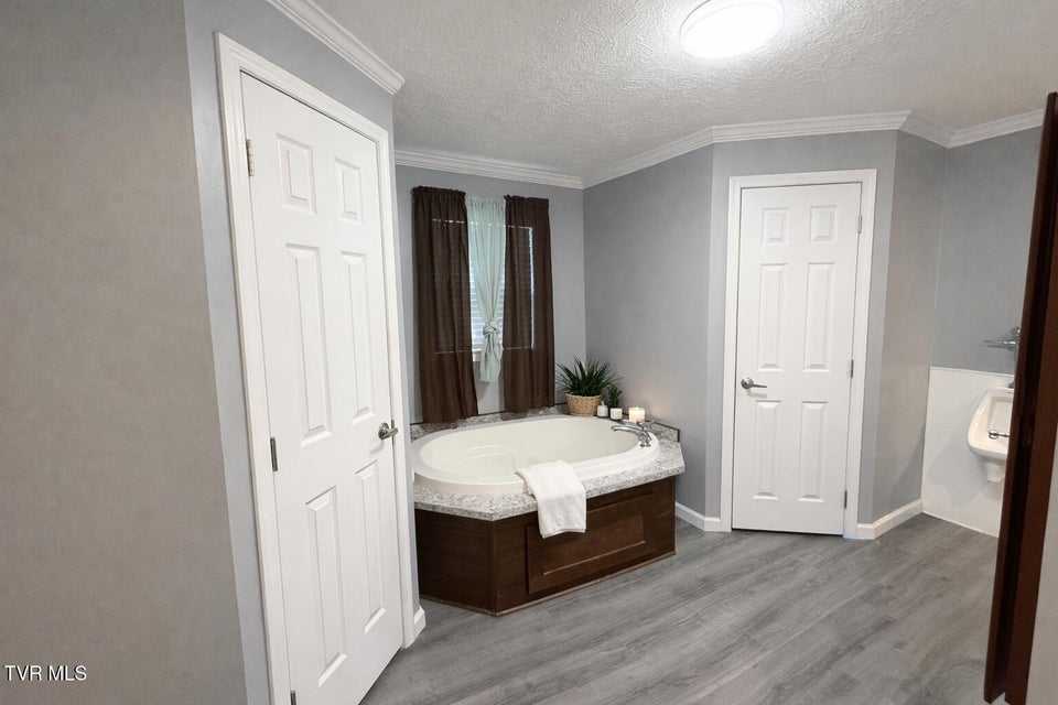 Photo #18: 10 Unaka Drive