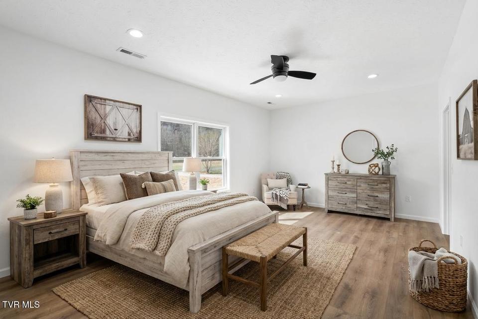 Photo #3: 680 Kaylees Loop