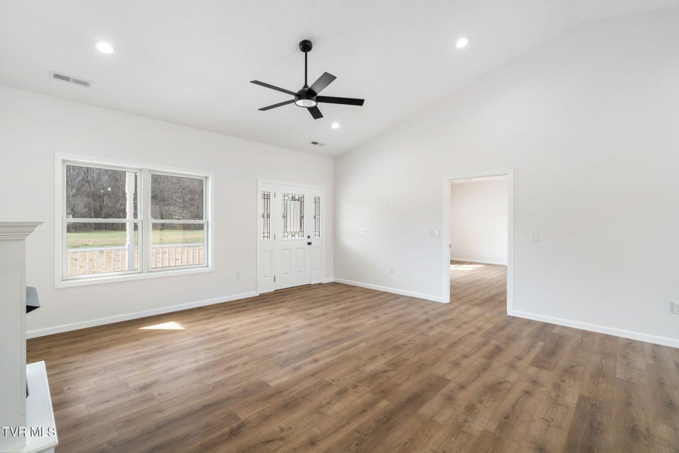 Photo #19: 680 Kaylees Loop