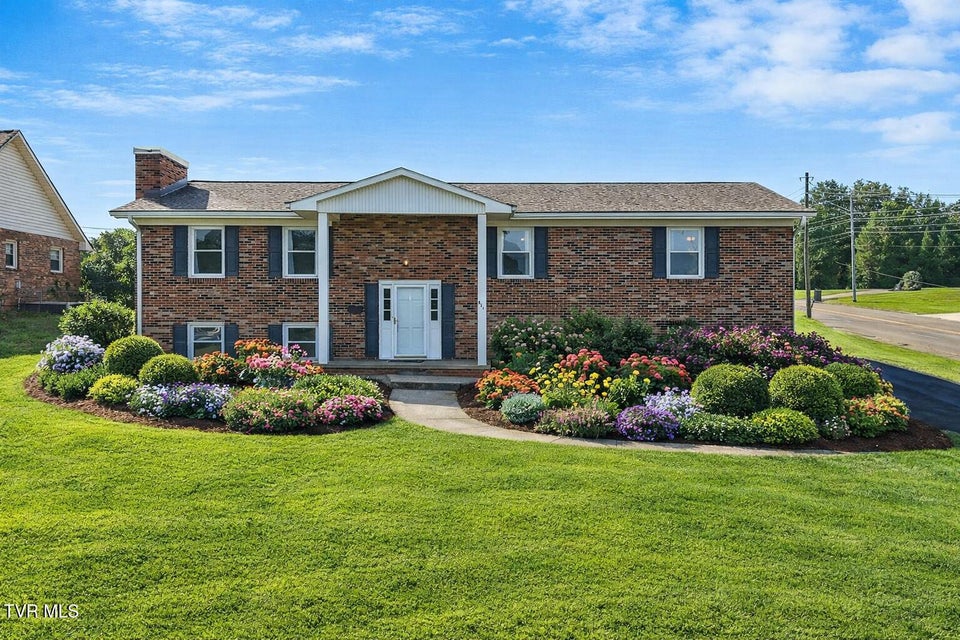 Photo #2: 817 Hills Drive